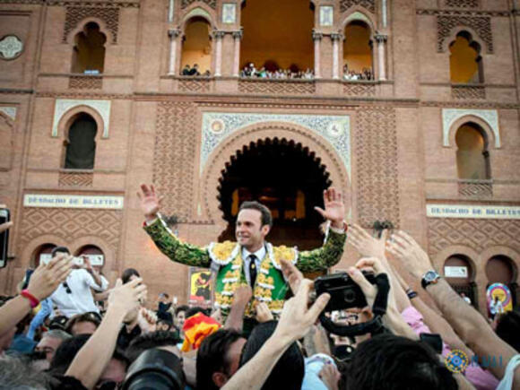 OBJECTIF FERIA DE PENTECÔTE : GRANDIOSE TRIOMPHE D’ANTONIO FERRERA, QUI OUVRE LA GRANDE PORTE DE MADRID