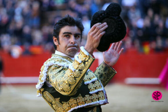 TEMPORADA : MIGUEL ÁNGEL PERERA REMPLACERA ANDRÉS ROCA REY A VALENCIA