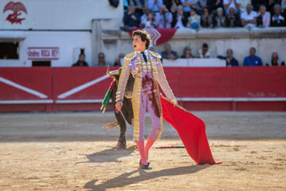 PATRIMOINE TAURIN : DES MILLIERS DE PERSONNES SOUTIENNENT LA TAUROMACHIE DANS LES RUES DE LIMA