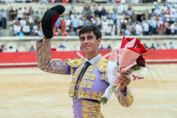 FERIA DES VENDANGES : UNE OREILLE POUR LES DÉBUTS DE SOLALITO EN NOVILLADA